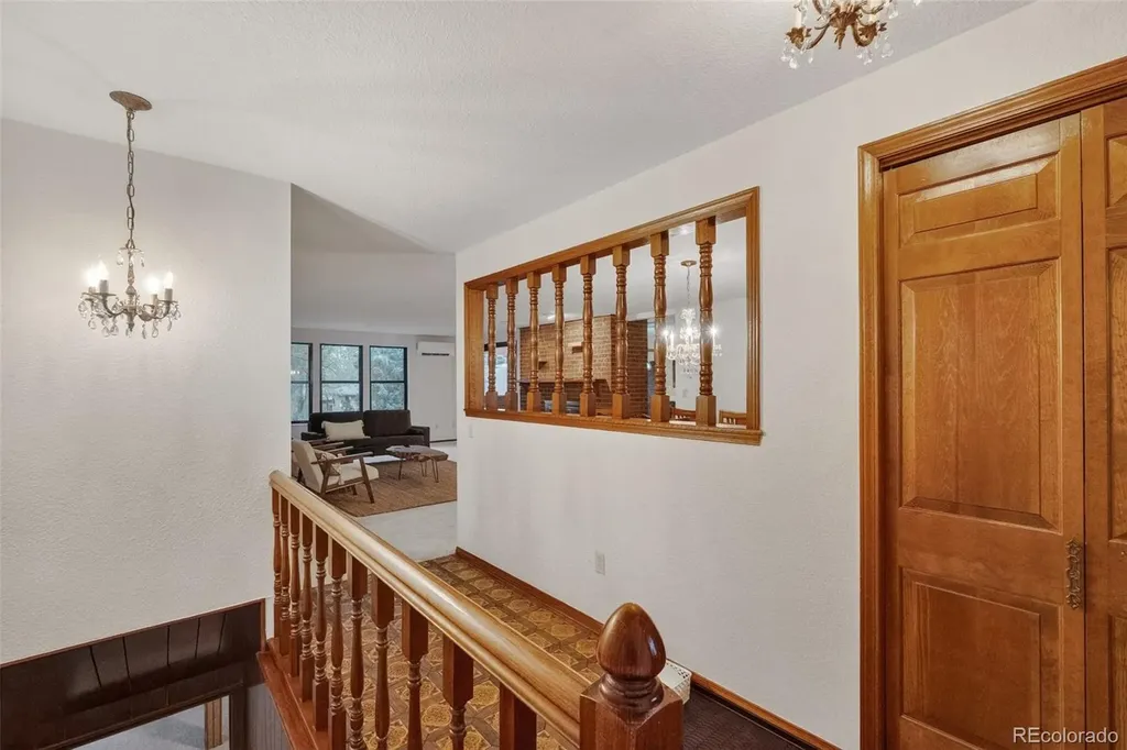 8526 W 10th Avenue Lakewood CO 80215