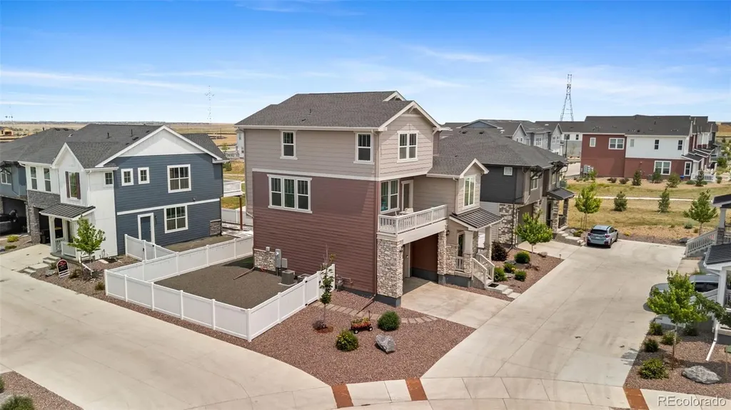 1982 S Fultondale Court Aurora CO 80018
