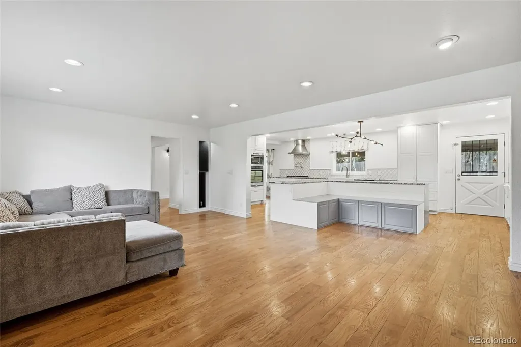 9056 E Colorado Circle Denver CO 80231