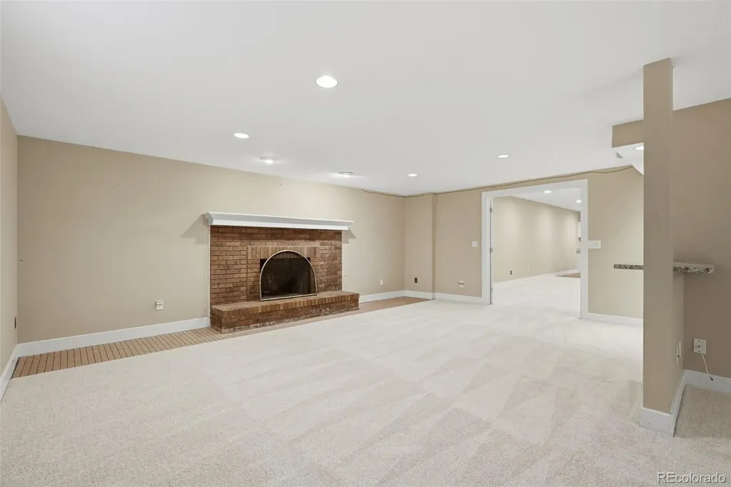 9056 E Colorado Circle Denver CO 80231