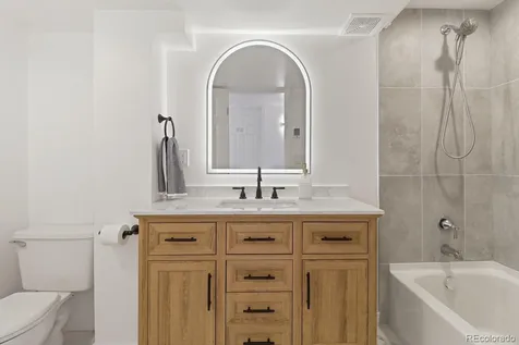 5381 S Dunkirk Way Centennial CO 80015