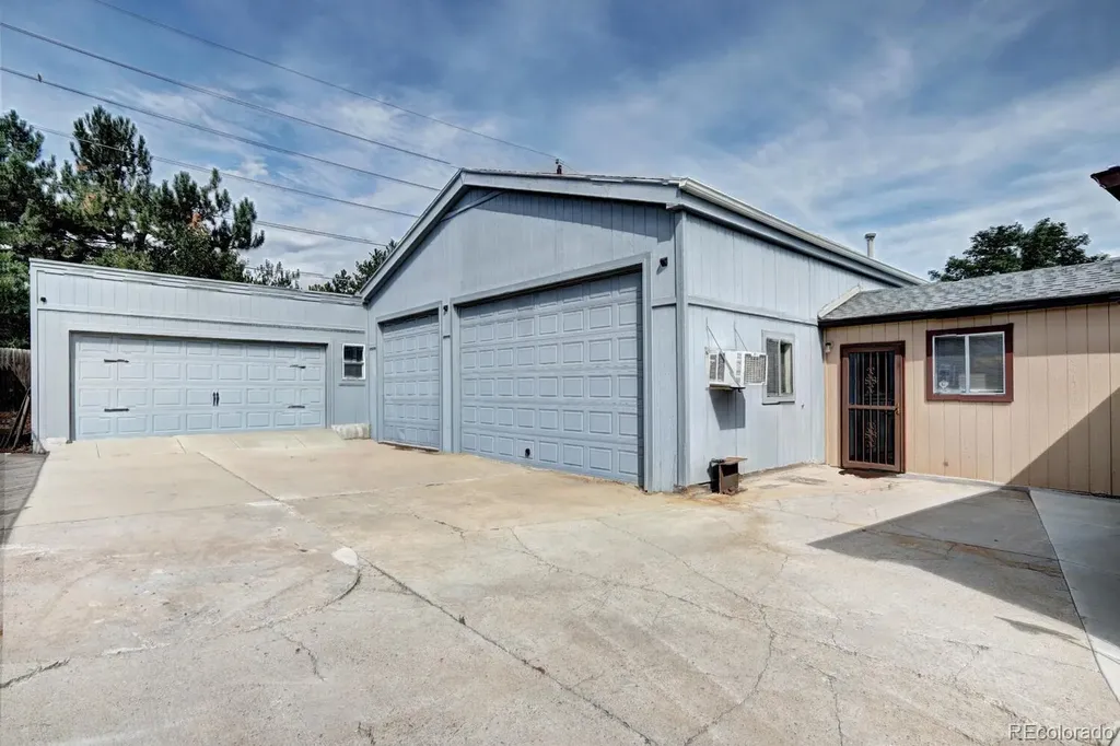 609 Lupine Street Golden CO 80401