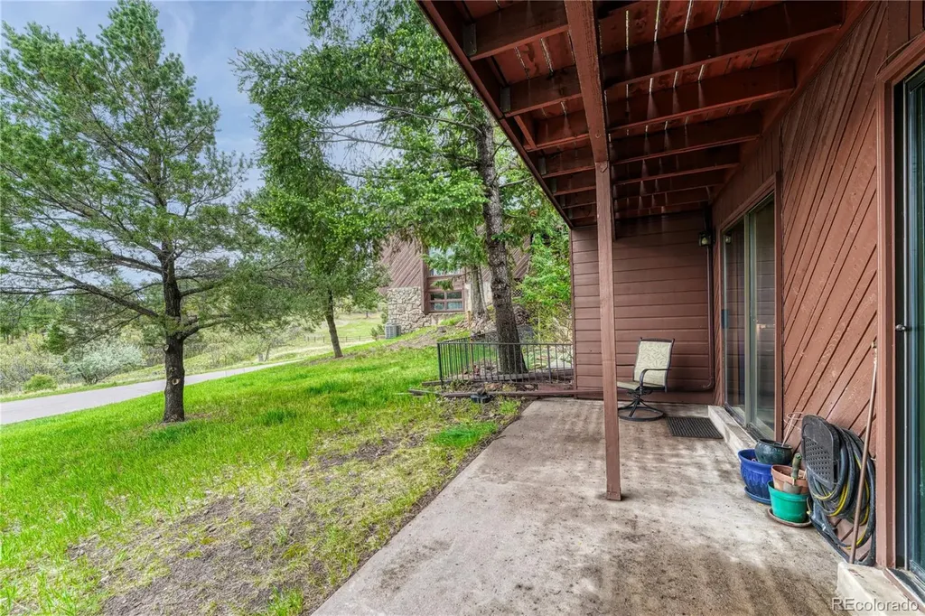 4507 Juniper Court Larkspur CO 80118