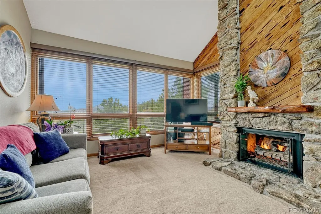 4507 Juniper Court Larkspur CO 80118