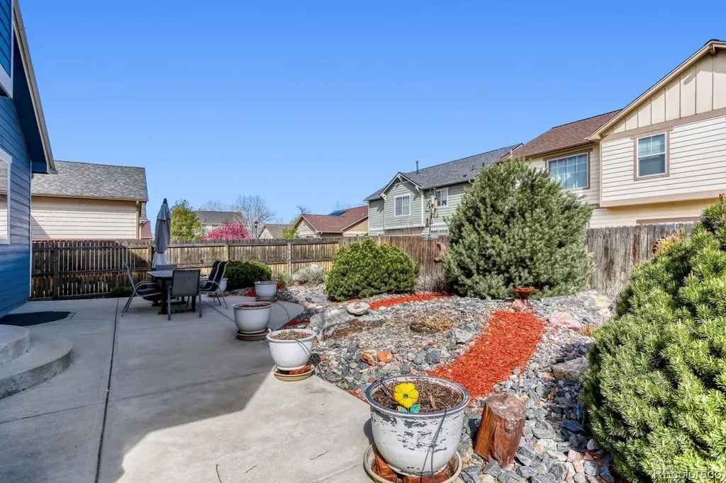 2116 Addie Rose Lane Longmont CO 80501