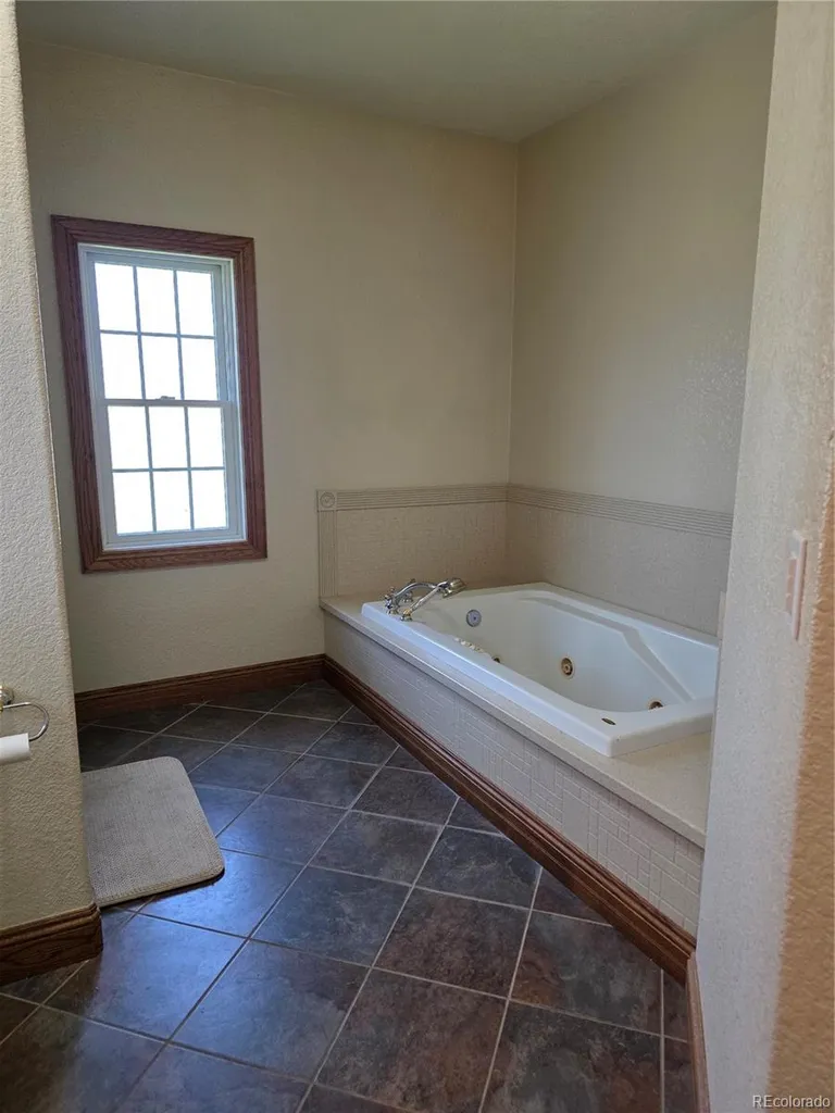 800 Cottonwood Circle Alamosa CO 81101
