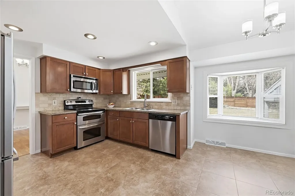 6081 S Kearney Street Centennial CO 80111