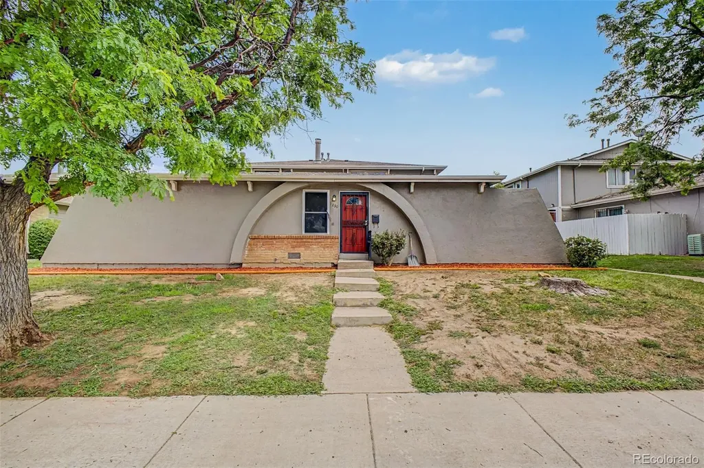 1230 Sable Boulevard Aurora CO 80011