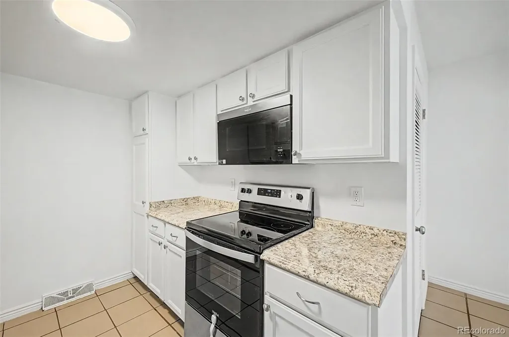 1230 Sable Boulevard Aurora CO 80011