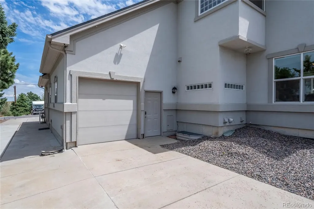 7911 Beverly Boulevard Castle Pines CO 80108