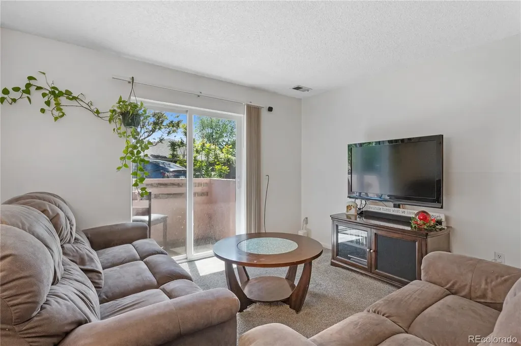 7525 W 62nd Avenue Arvada CO 80003