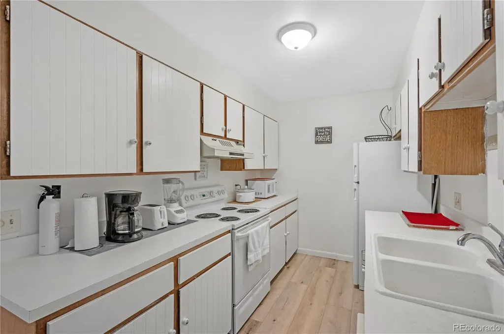 7525 W 62nd Avenue Arvada CO 80003
