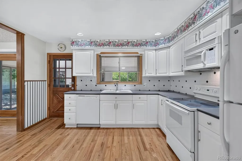 10451 Livingston Denver CO 80233