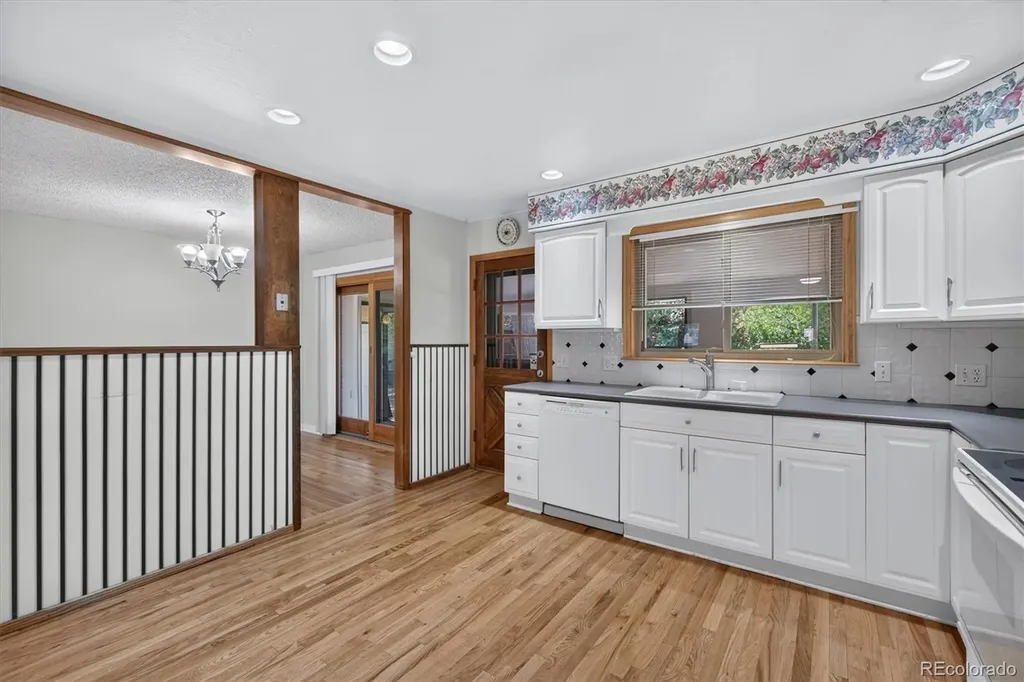 10451 Livingston Denver CO 80233