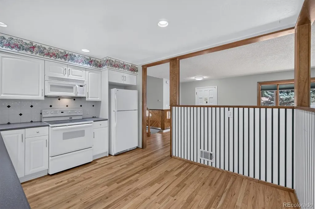 10451 Livingston Denver CO 80233