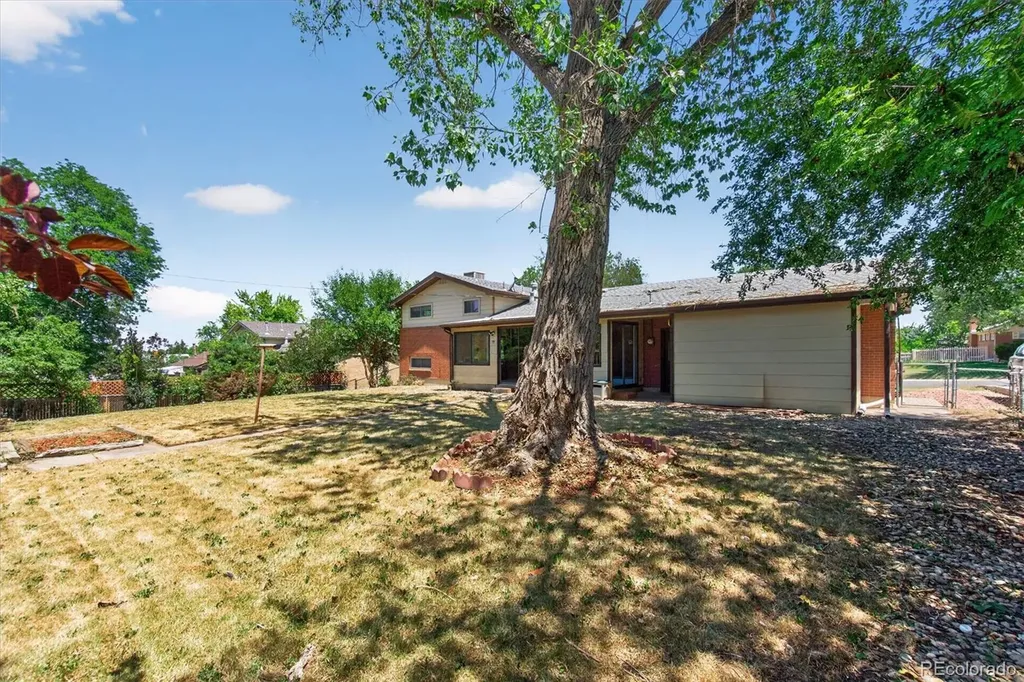 10451 Livingston Denver CO 80233