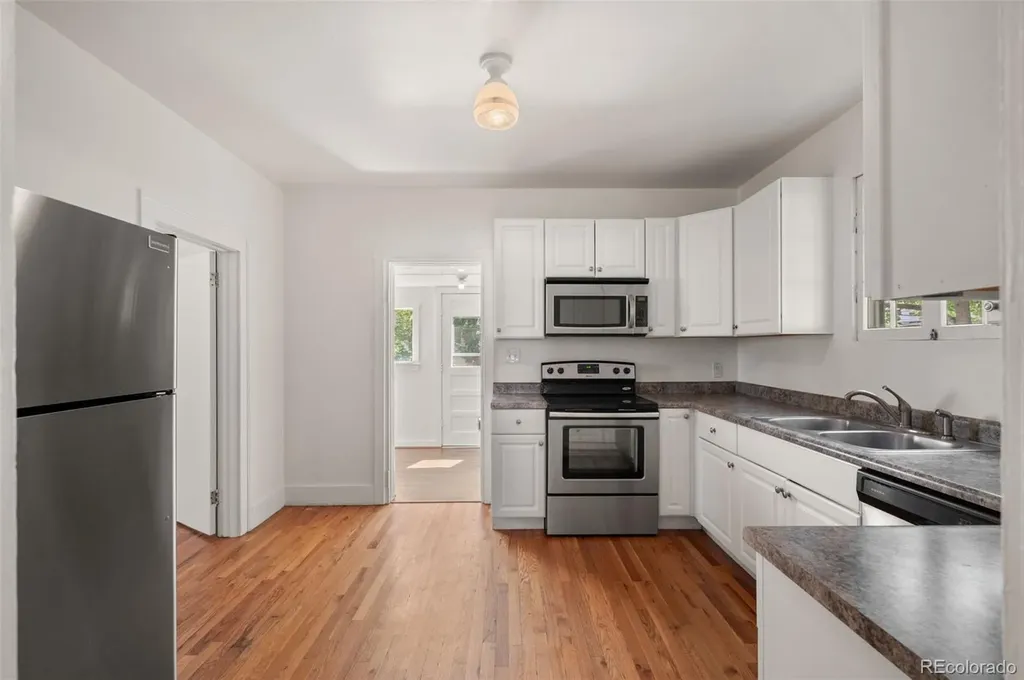 1008 La Farge Avenue Louisville CO 80027