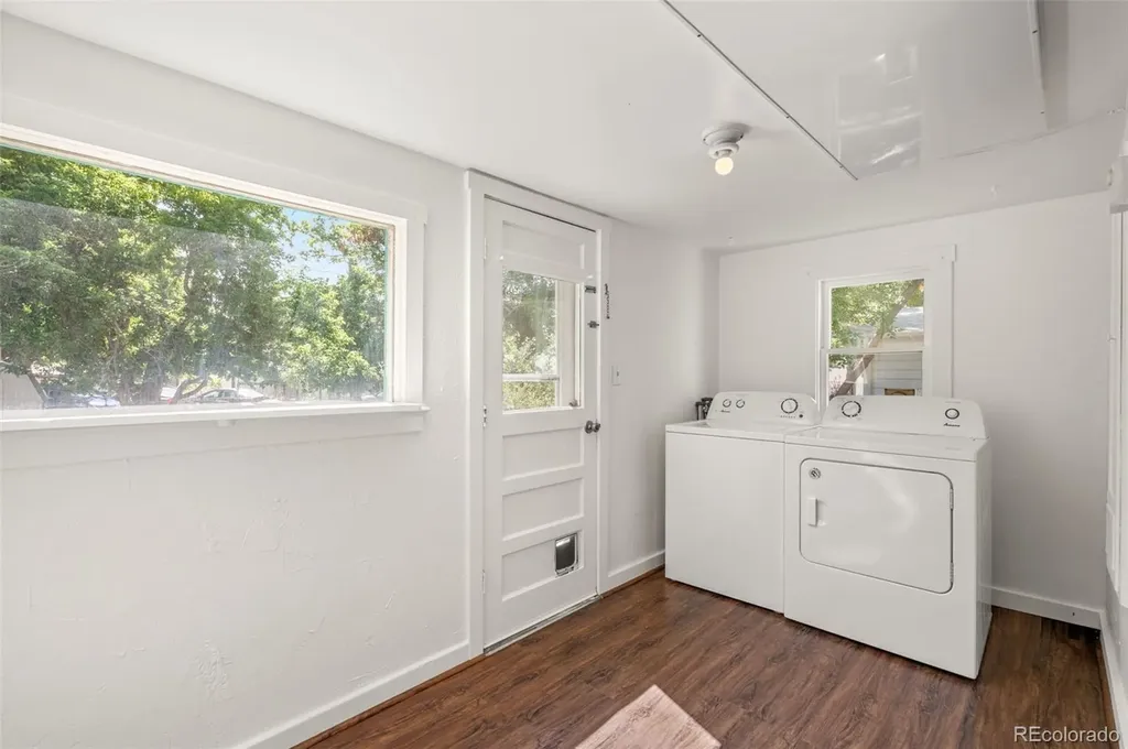1008 La Farge Avenue Louisville CO 80027