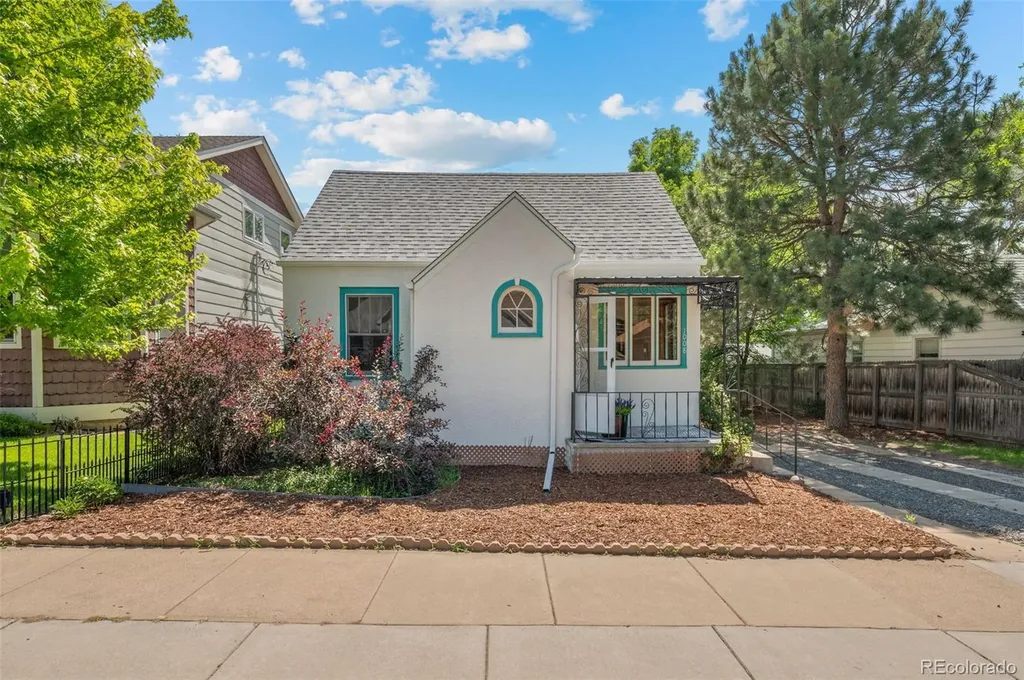 1008 La Farge Avenue Louisville CO 80027