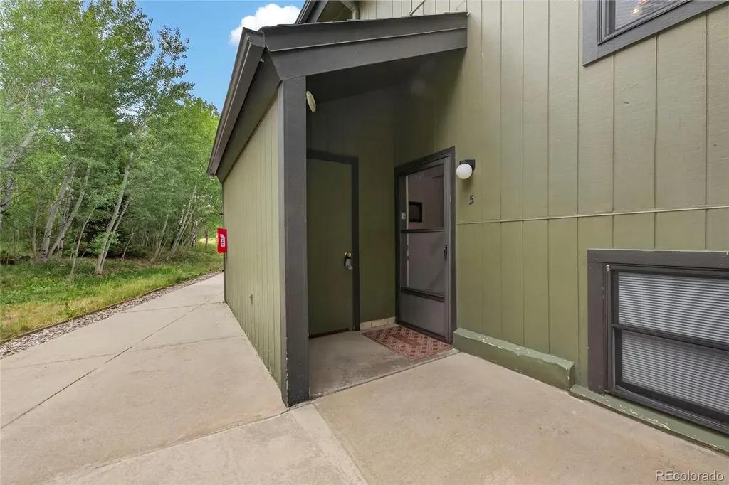 136 E Meadow Mile Fraser CO 80442