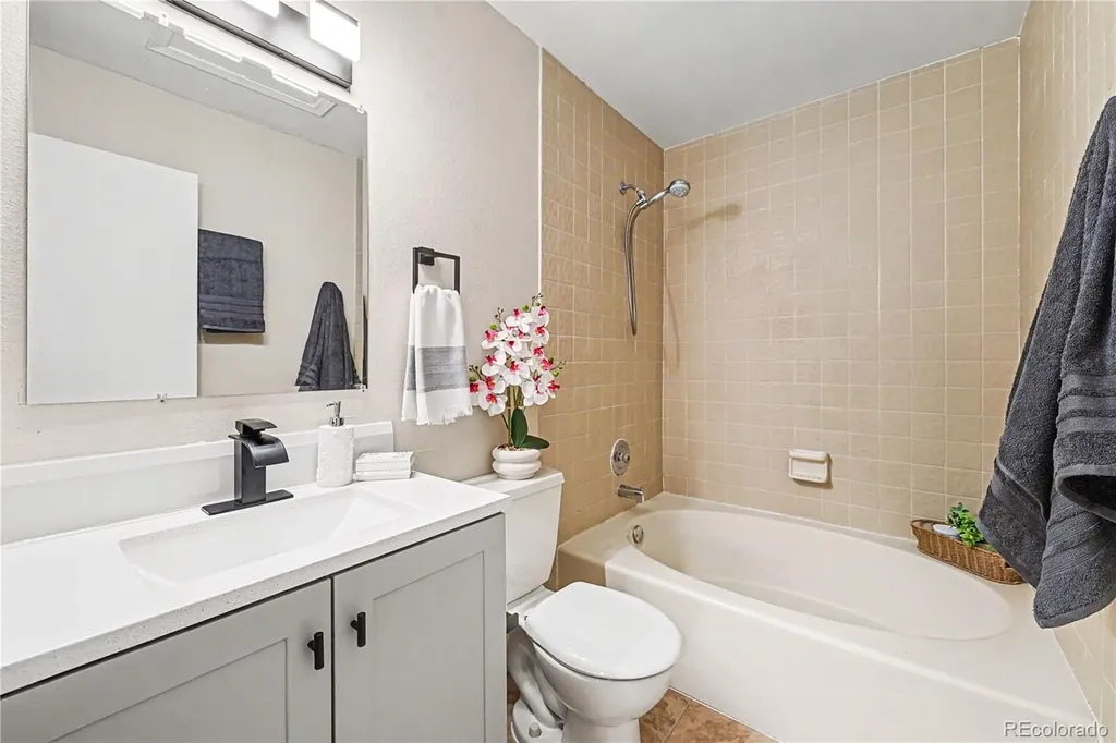 8225 E Fairmount Drive Denver CO 80247