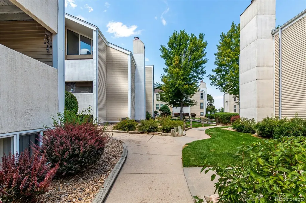3626 S Granby Way Aurora CO 80014