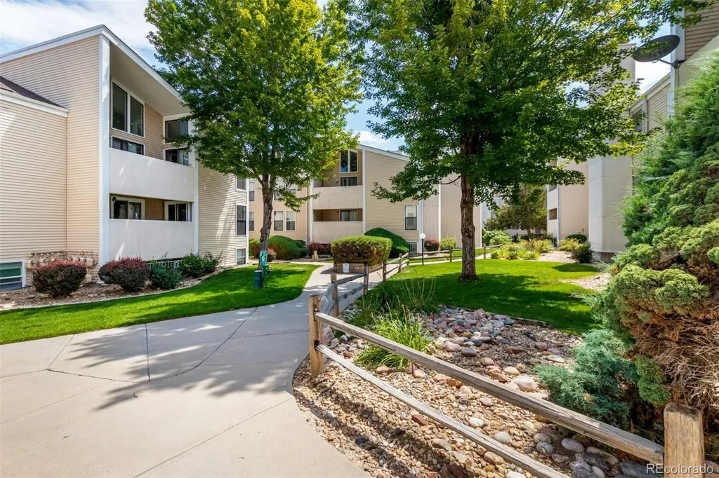 3626 S Granby Way Aurora CO 80014
