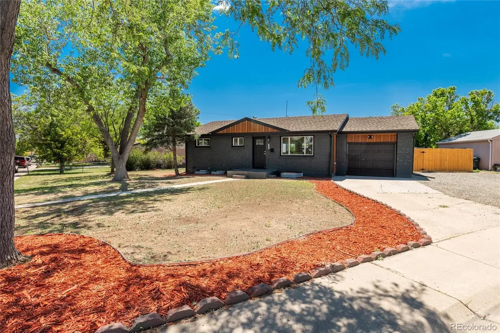 9200 Aspen Drive Denver CO 80229