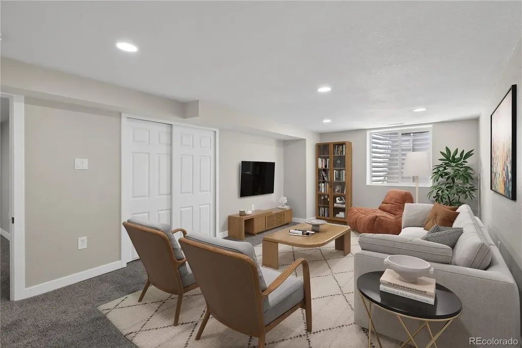 9200 Aspen Drive Denver CO 80229