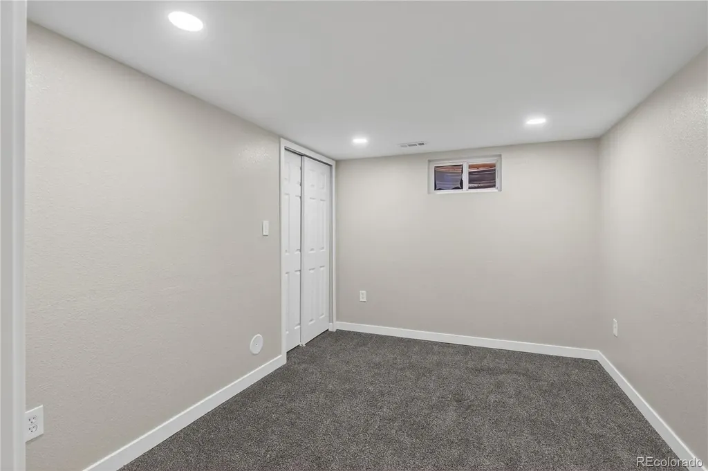 9200 Aspen Drive Denver CO 80229