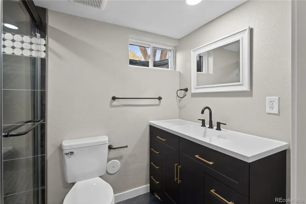 9200 Aspen Drive Denver CO 80229