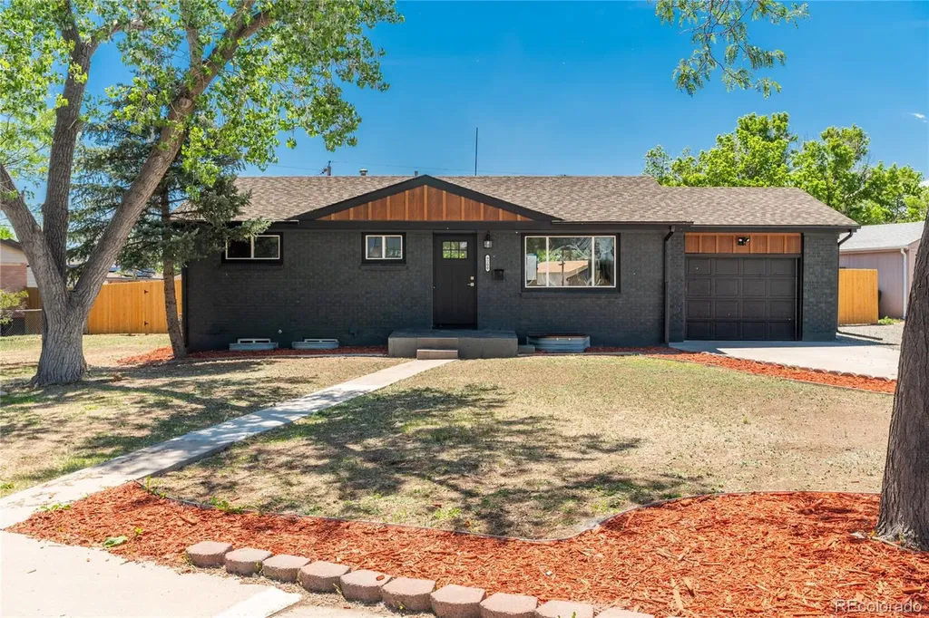 9200 Aspen Drive Denver CO 80229