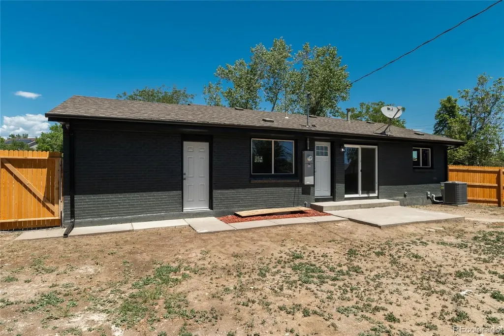 9200 Aspen Drive Denver CO 80229