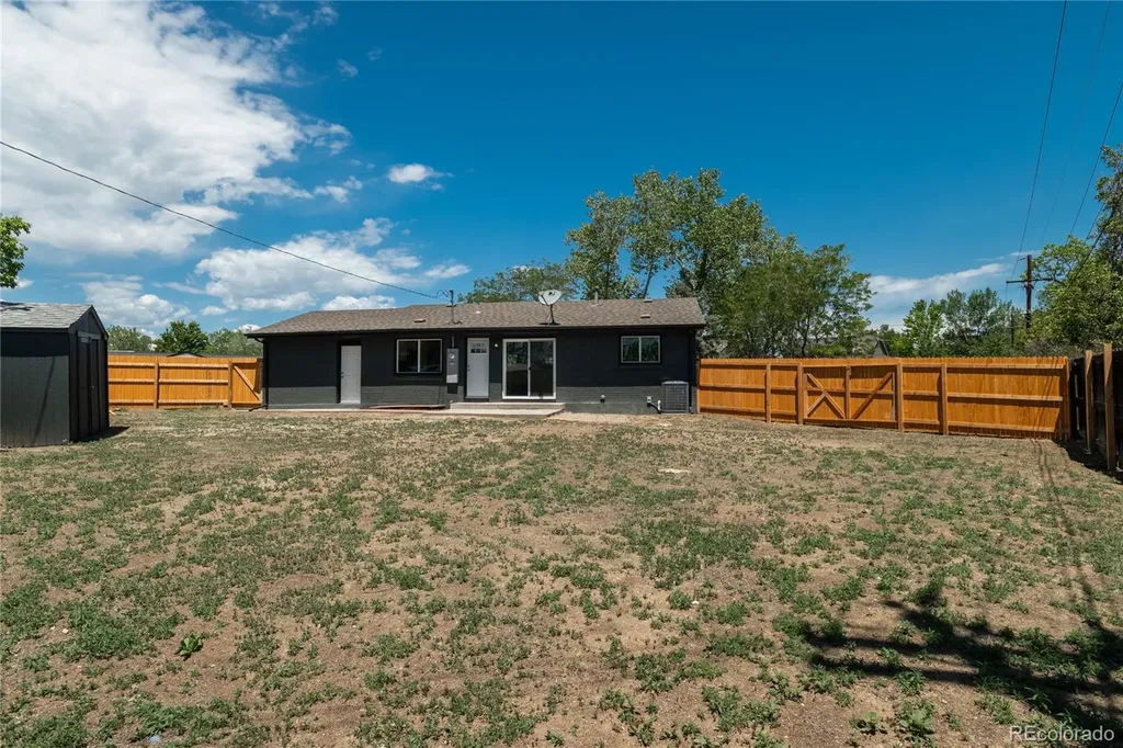 9200 Aspen Drive Denver CO 80229