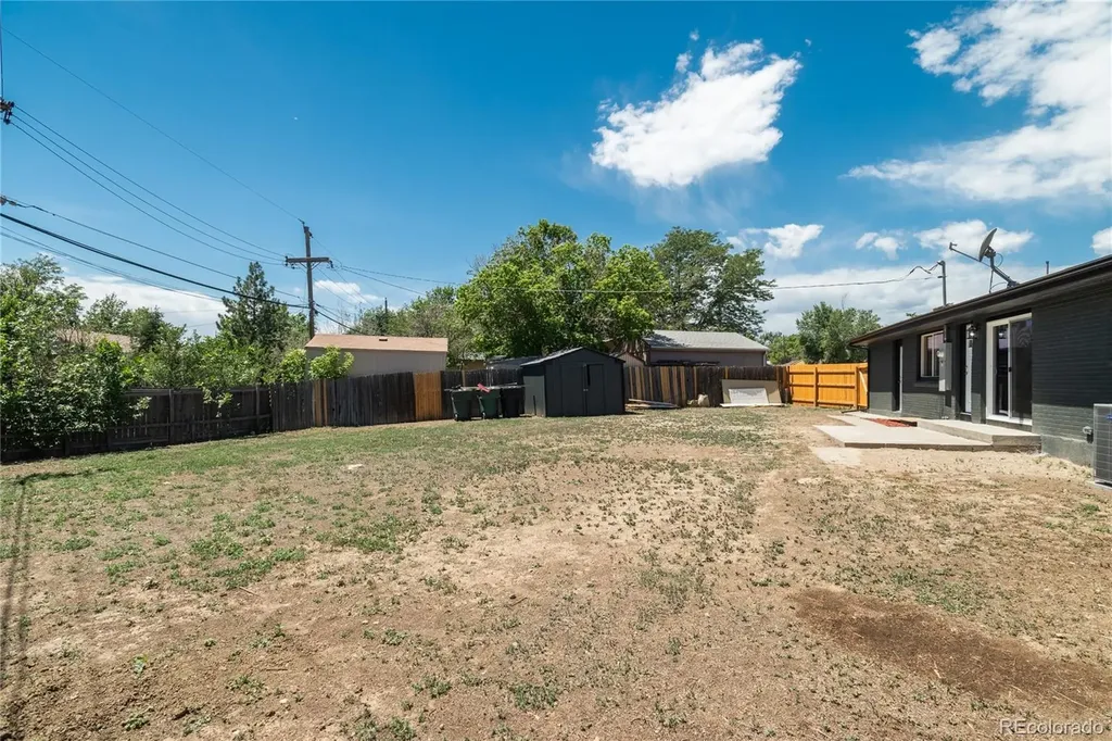 9200 Aspen Drive Denver CO 80229