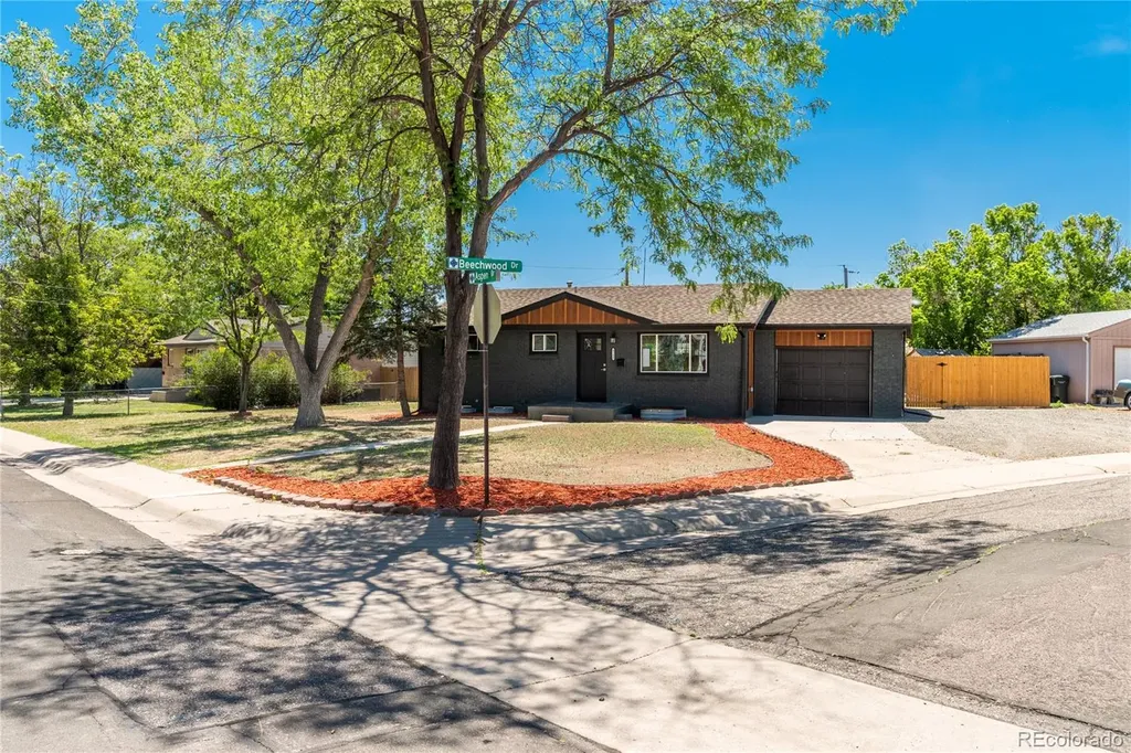 9200 Aspen Drive Denver CO 80229