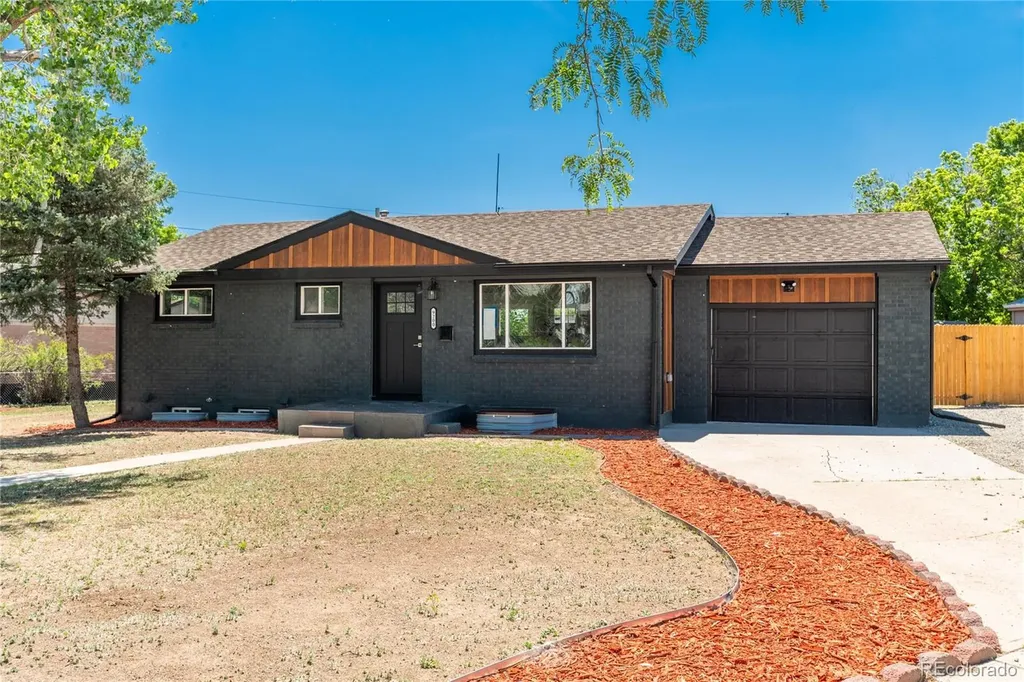 9200 Aspen Drive Denver CO 80229