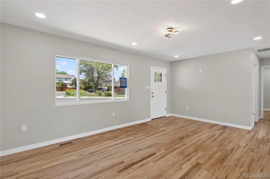 9200 Aspen Drive Denver CO 80229