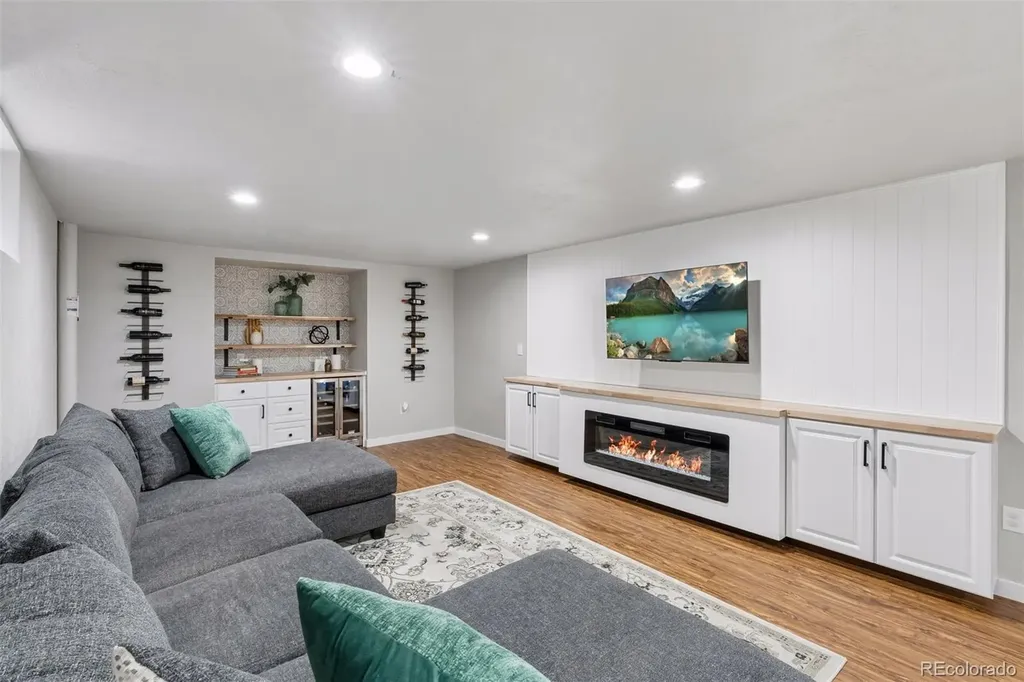8308 W 72nd Avenue Arvada CO 80005