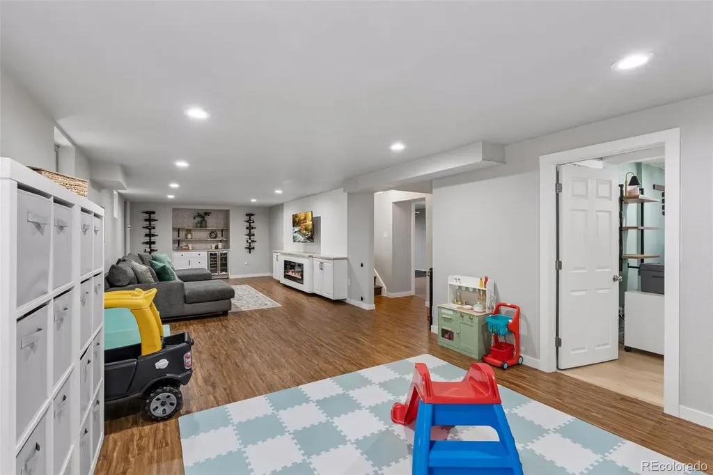 8308 W 72nd Avenue Arvada CO 80005