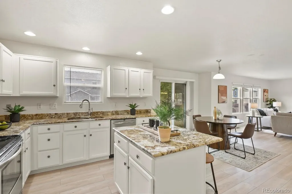 10039 Granby Drive Commerce City CO 80022