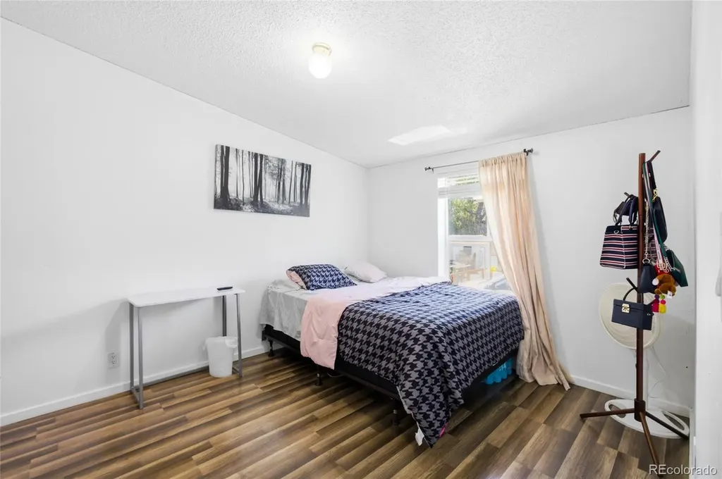 1724 Clark Street Aurora CO 80011