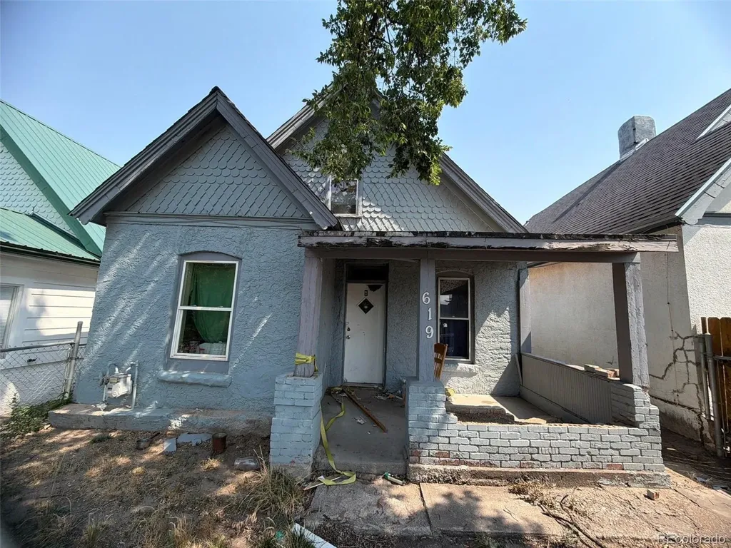 619 E 11th Street Pueblo CO 81001