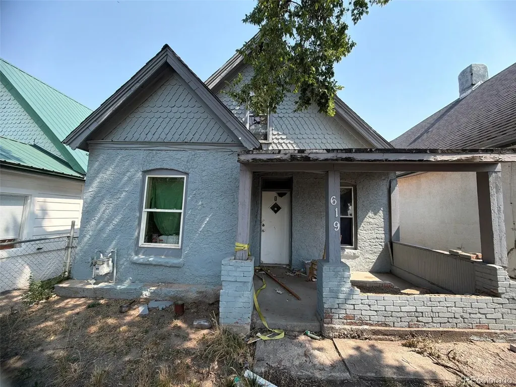 619 E 11th Street Pueblo CO 81001