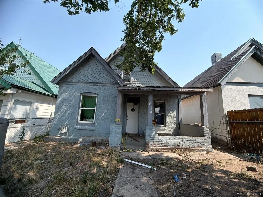 619 E 11th Street Pueblo CO 81001