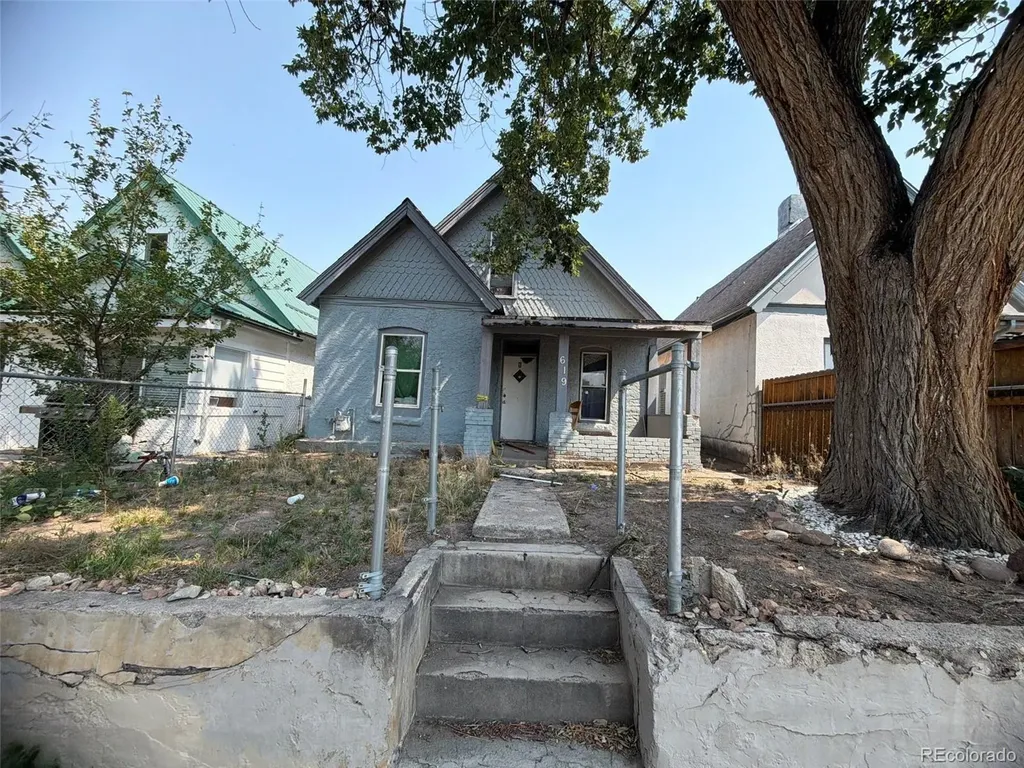 619 E 11th Street Pueblo CO 81001