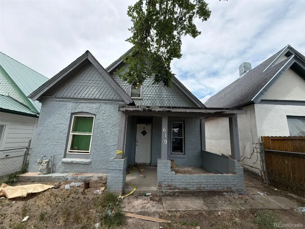 619 E 11th Street Pueblo CO 81001