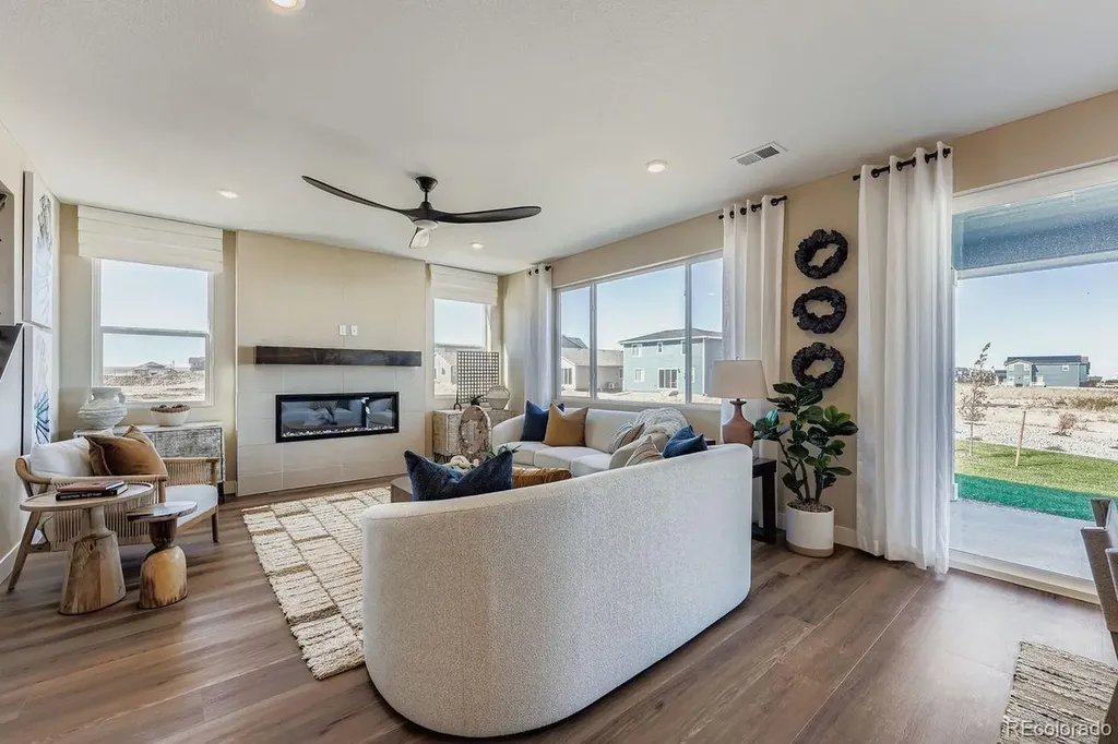 46431 Heritage Avenue Bennett CO 80102