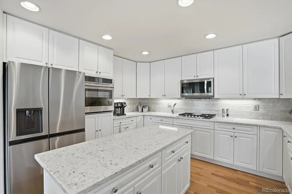 2334 S Union Court Denver CO 80228