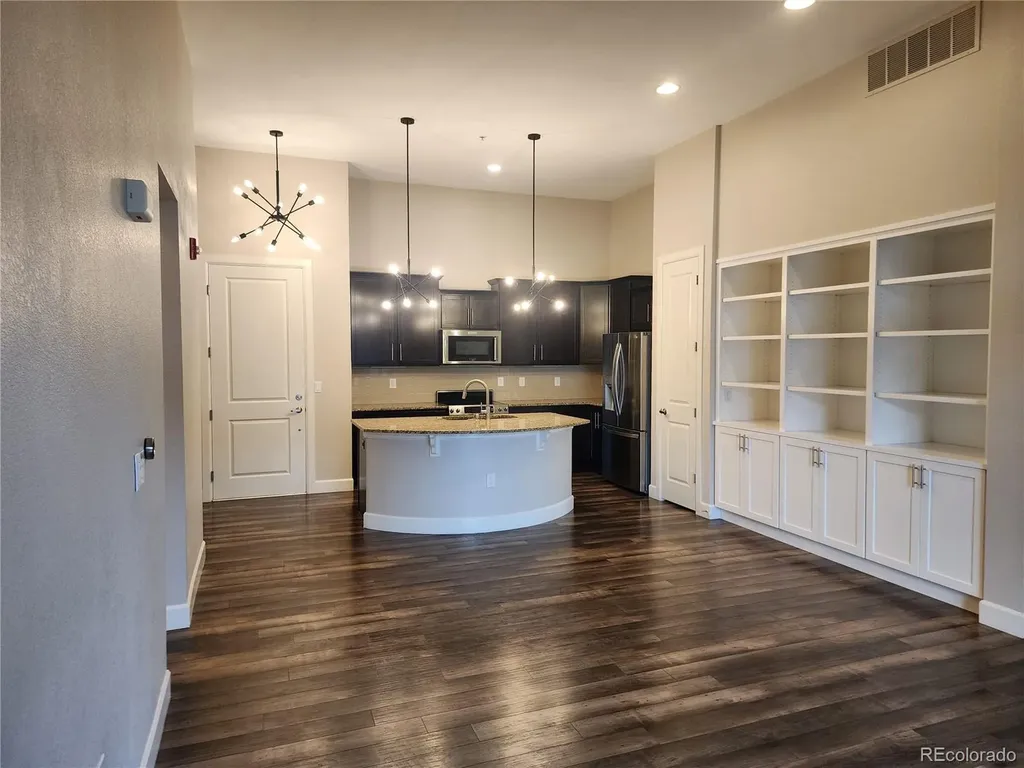 301 Inverness Way Englewood CO 80112